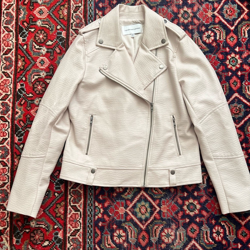 Cupcakes & Cashmere Faux Leather Moto Jacket Light Pink Zip Up Size Medium